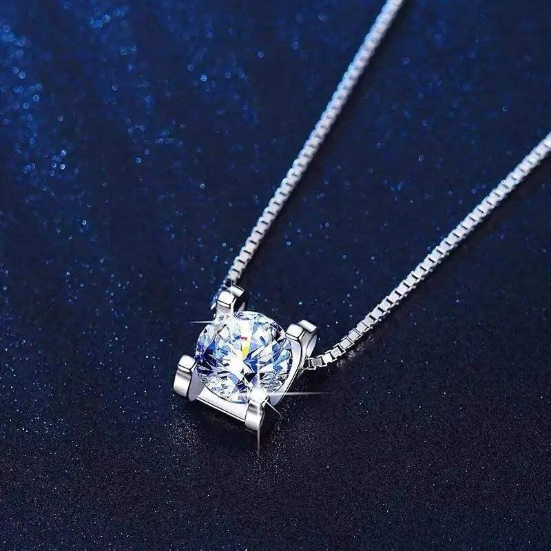 Colar com Pingente de Moissanite - Elayzan